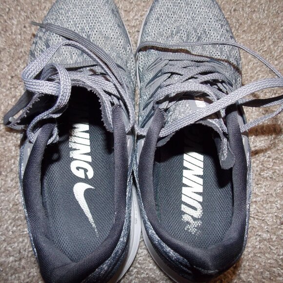 Nike Air Zoom Pegasus 36 Size 8.5 - Picture 9 of 11